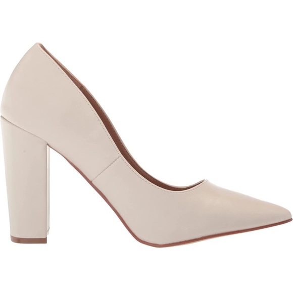 Madden Girl Women's Symbol Pumps - Picture 4 of 8